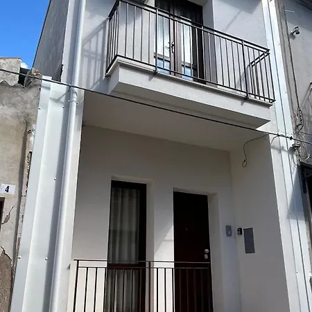 Apartment Casa Leonardo Comiso